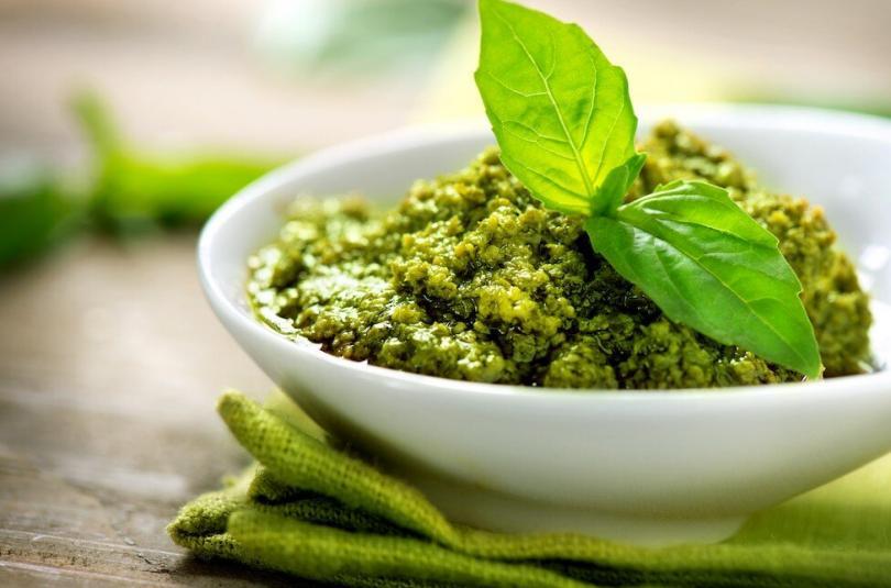 vegan basil pesto