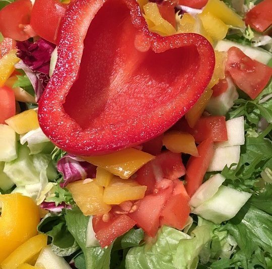 salad pepper heart